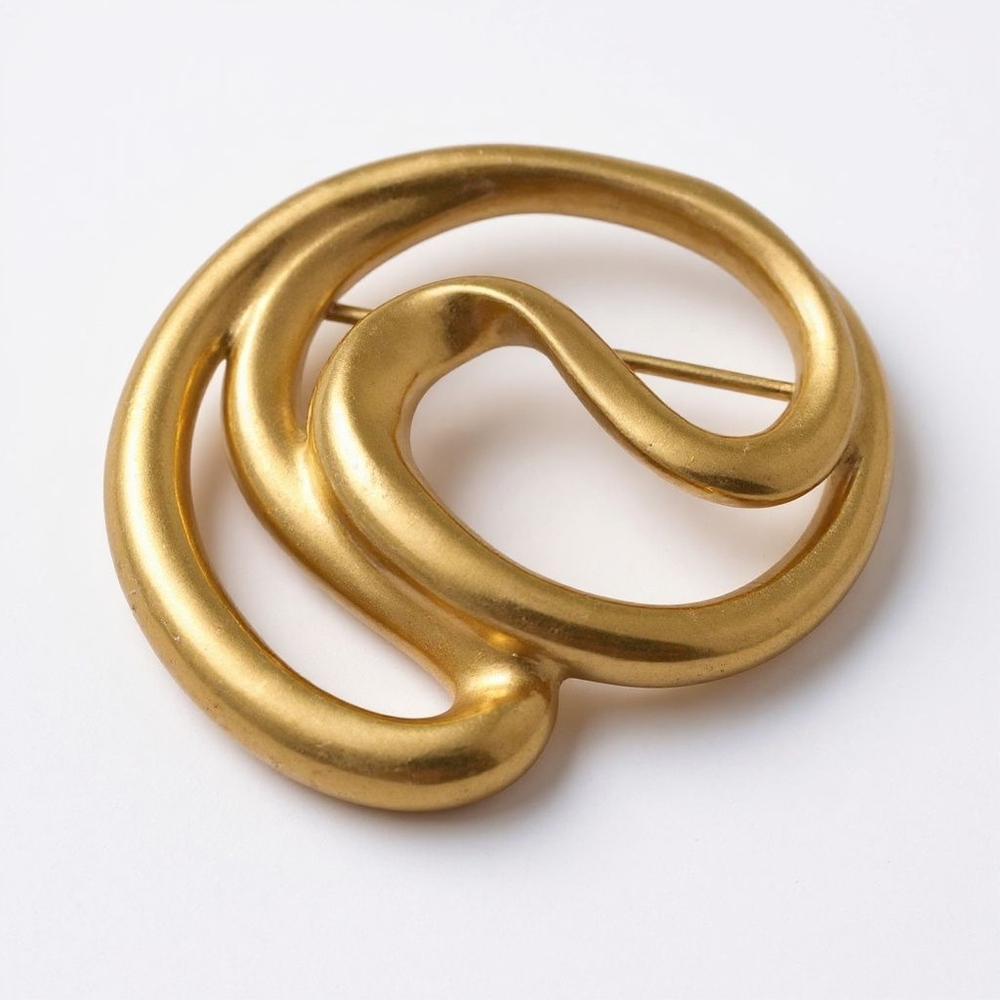 Brooch